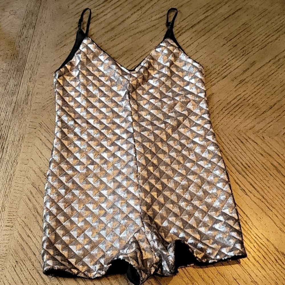 gold and black metallic romper S